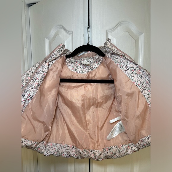 H&M - Cozy Warm Outdoor Winter Floral Girls Kids Puffer Jacket in Size 12-18M - Picture 5 of 6